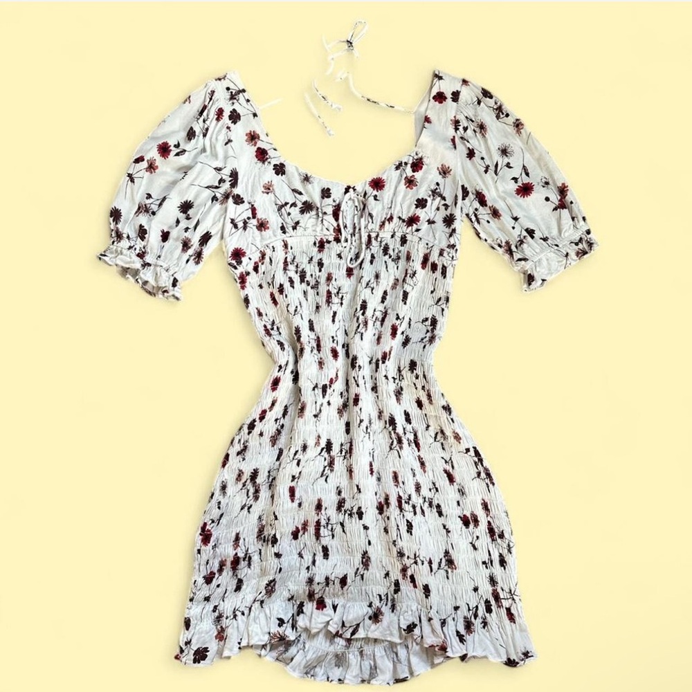 White Smocked Floral mini
